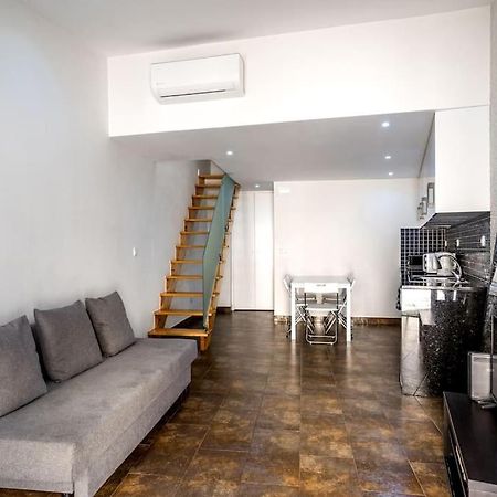 Cozy Ground Floor Studio With Ac And Loft Bedroom Lisboa Exteriér fotografie
