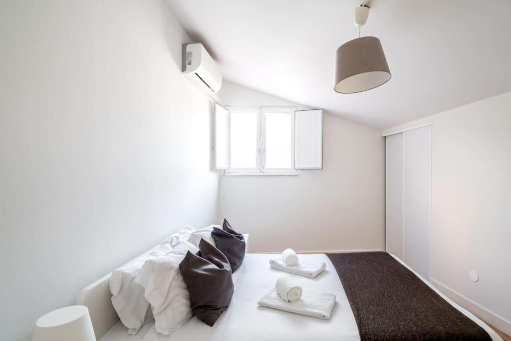 Cozy Ground Floor Studio With Ac And Loft Bedroom Lisboa Exteriér fotografie