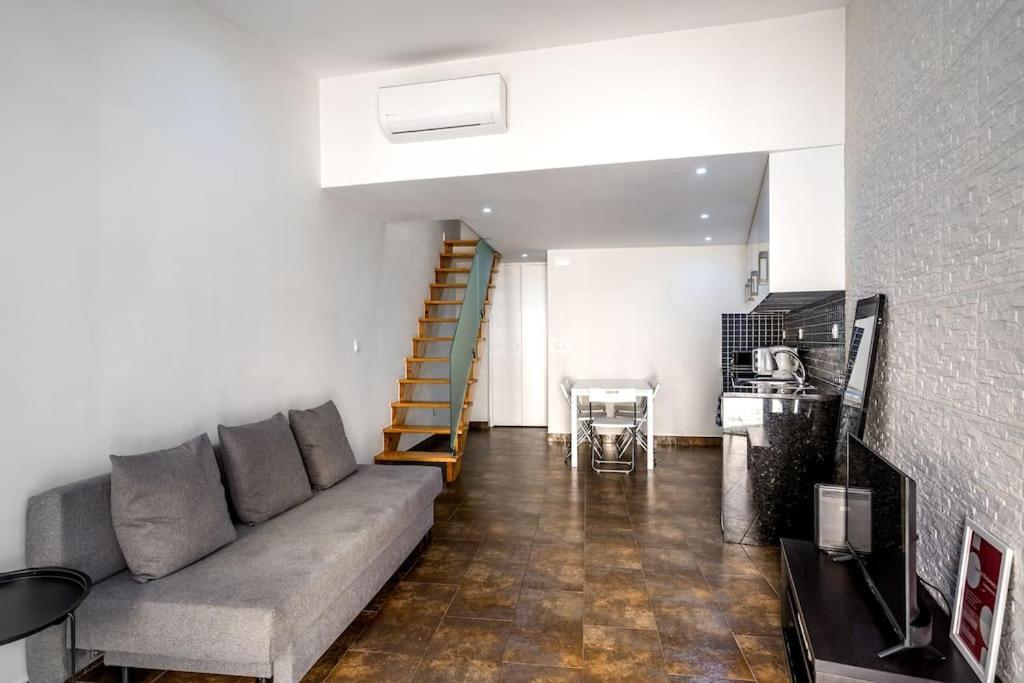 Cozy Ground Floor Studio With Ac And Loft Bedroom Lisboa Exteriér fotografie